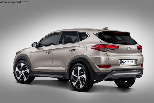 Hyundai Tucson IX35 2016 фото 2 без камуфляжа