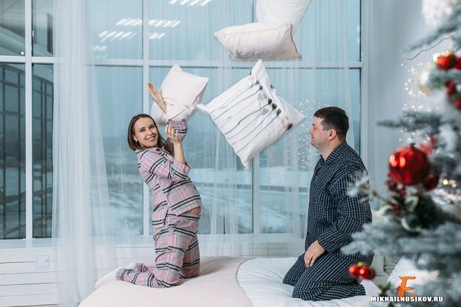 новогодняя фотосессия беременных 2020 с мужем 